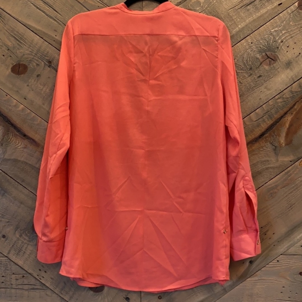 Women's top - Picture 2 of 2